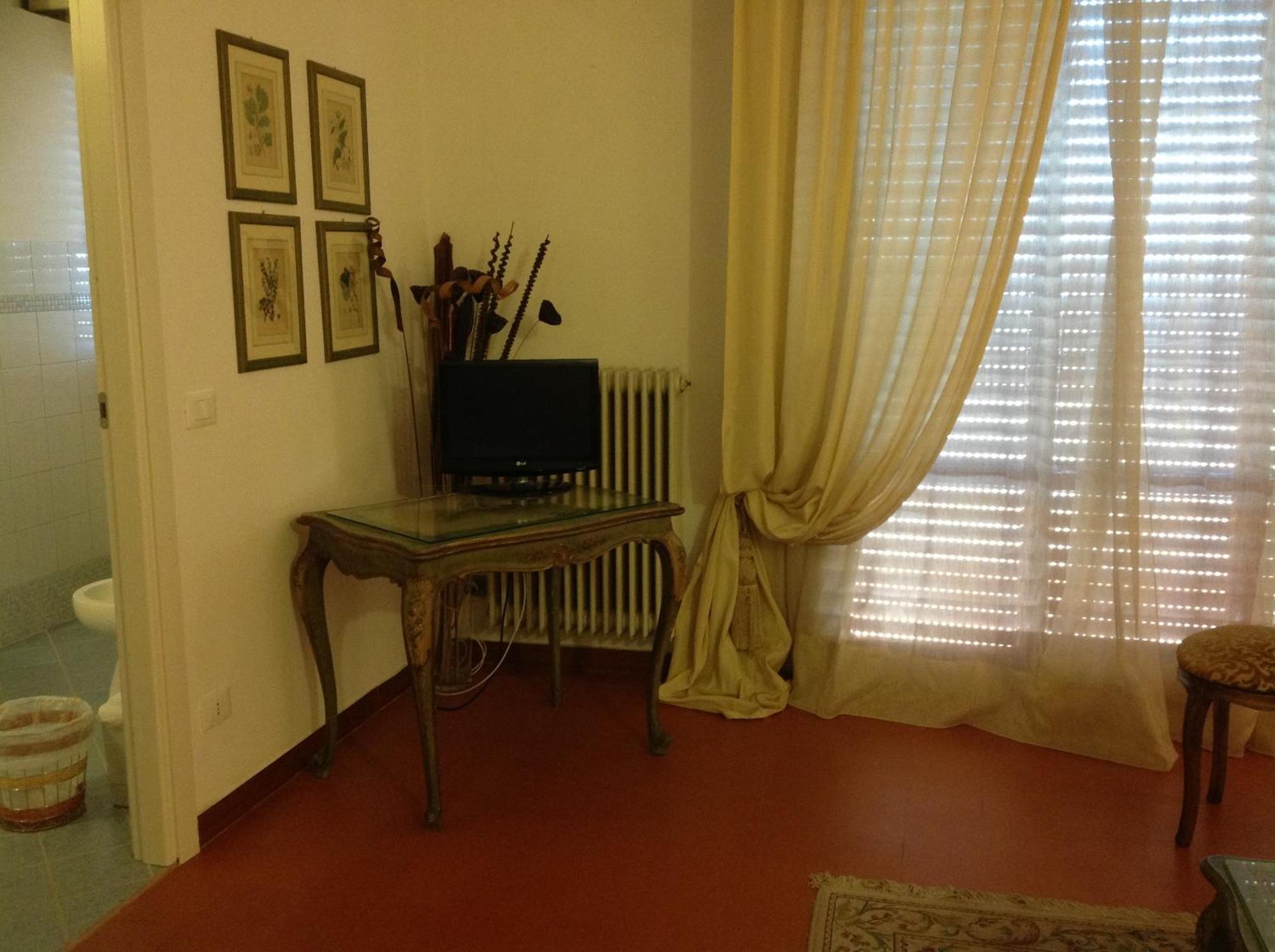 ホテル Cisanello House ピサ エクステリア 写真